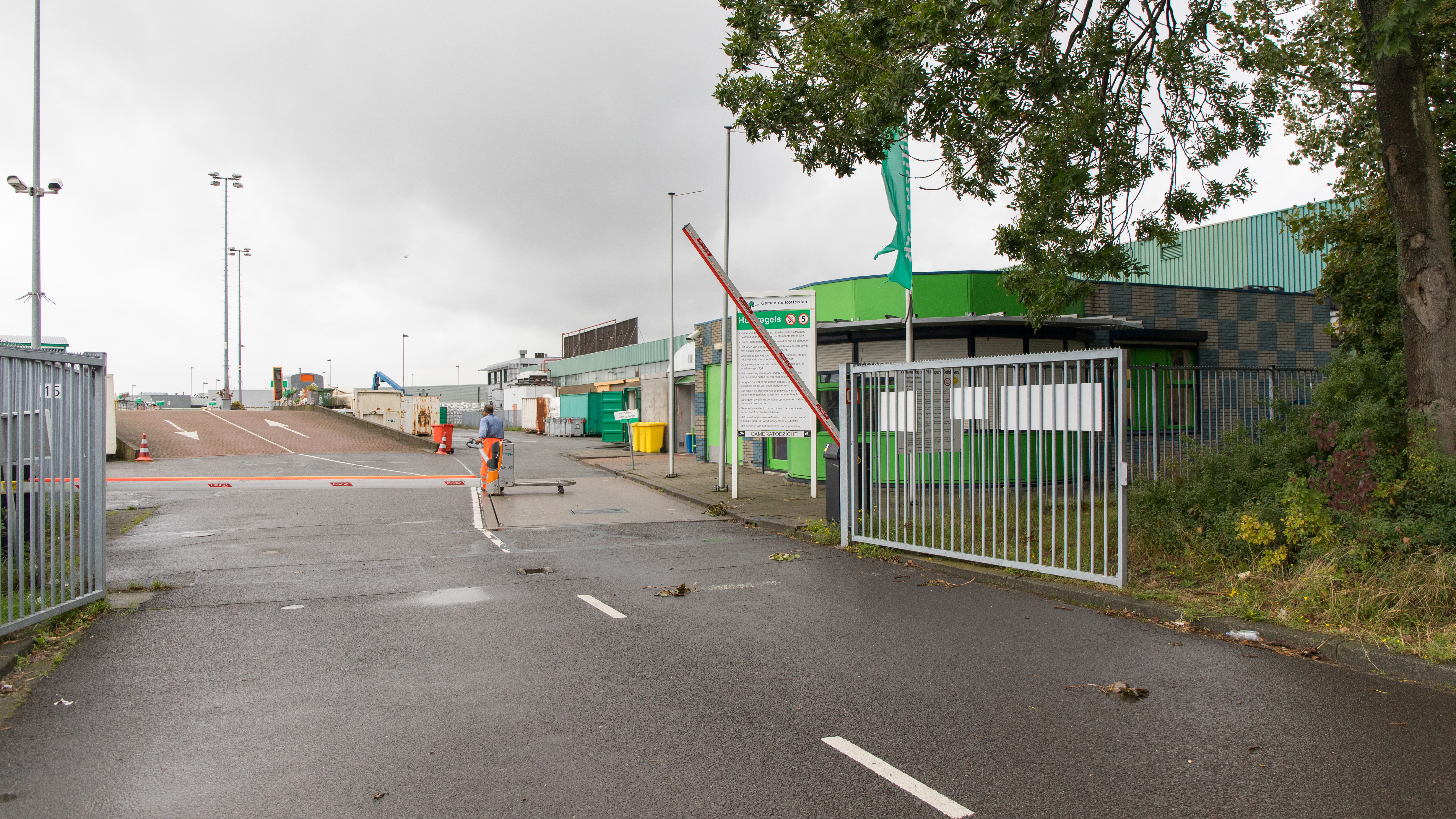 Milieuparken Delfshaven en Hillegersberg-Schiebroek sluiten
